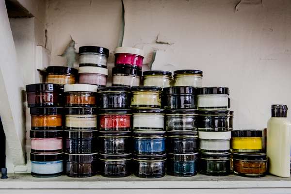 Different colours of dye cream 