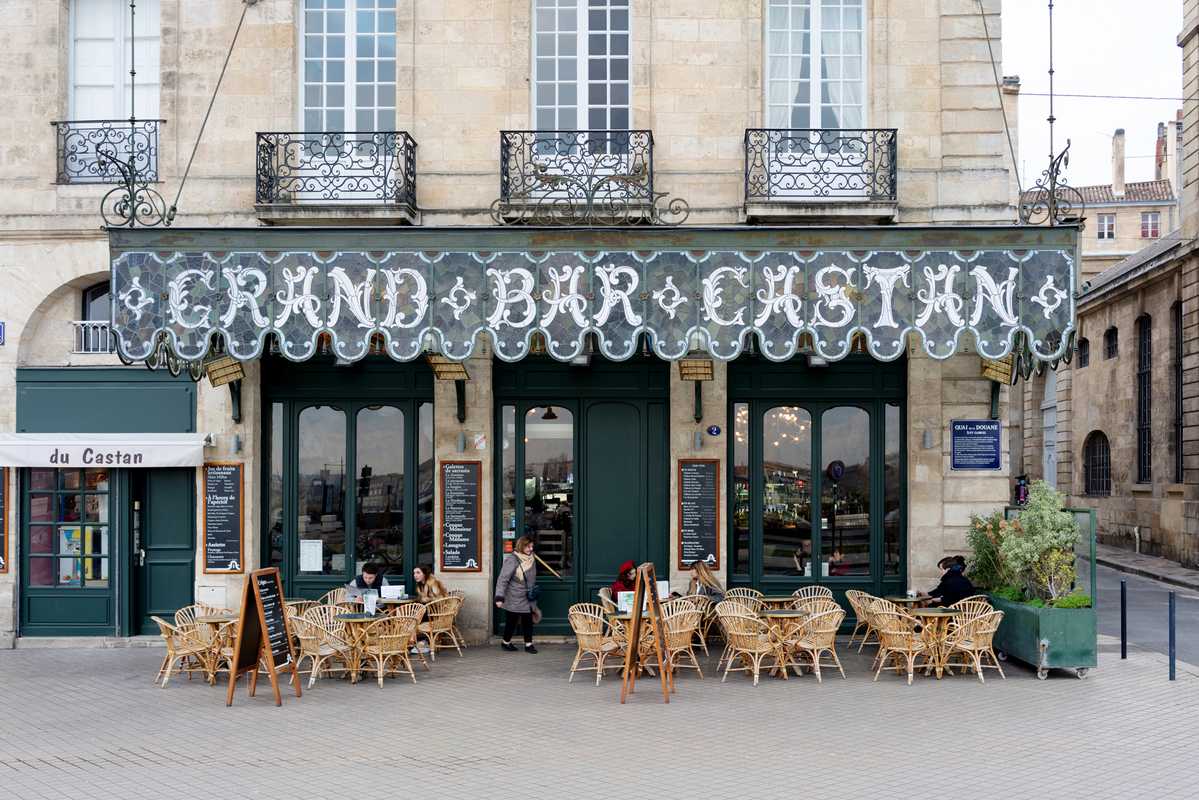 Le Grand Bar Castan 