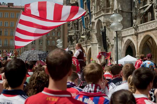 Celebrations in Marienplatz as FC Bayern Munich win the league title