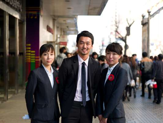 Grand Shopping Centre staff in Guogeli Street