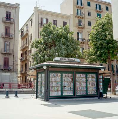 Newsstand on Piazza Orlando Vittorio Emanuele
