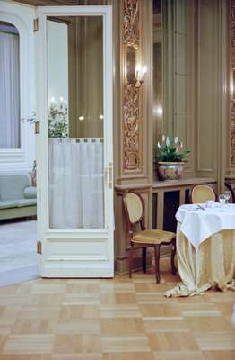 Breakfast room at Grand Hotel Et Des Palmes
