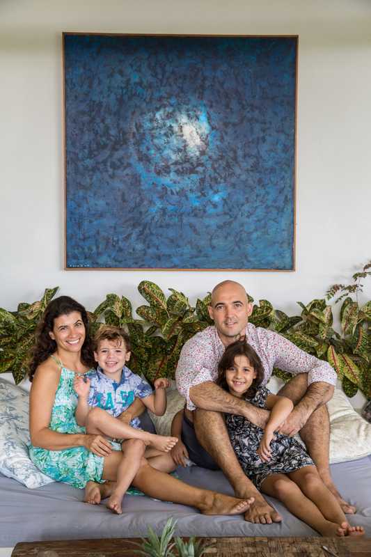 Alejandra Collado, Eduardo Sepúlveda and children Leila and Chloe