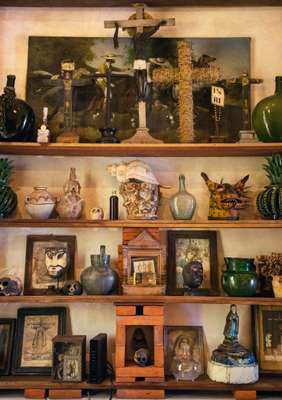 Shelves at Urbano Rental’s Portico de la Candelaria property