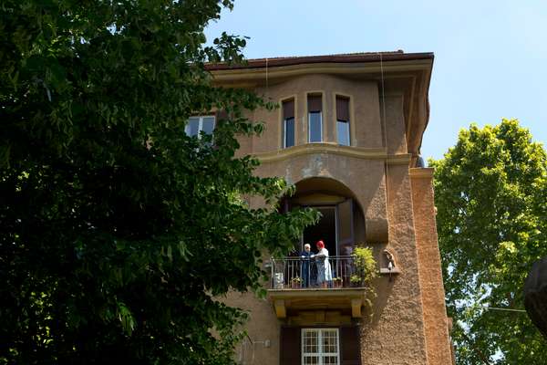 House overlooking Villa Paganini