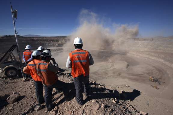 Thirsty work - Chile [MINING]