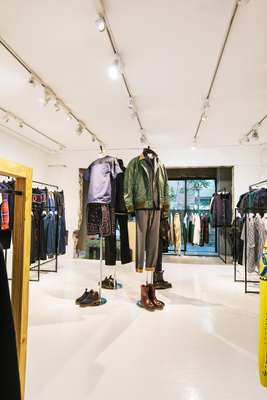 Sacai flaghship store 