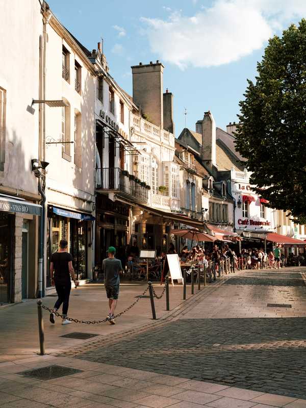 Strolling towards cafés in Beaune