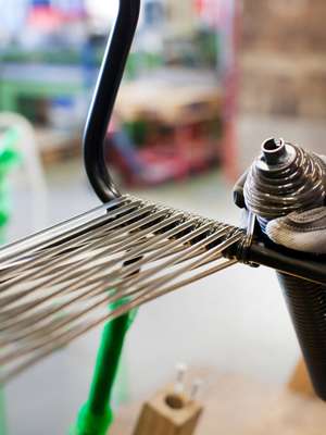 Braiding a Spaghetti chair seat