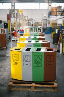 Recycling bin for Venice Airport