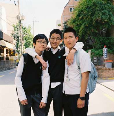 Schoolchildren from Sinsa-dong neighbourhood