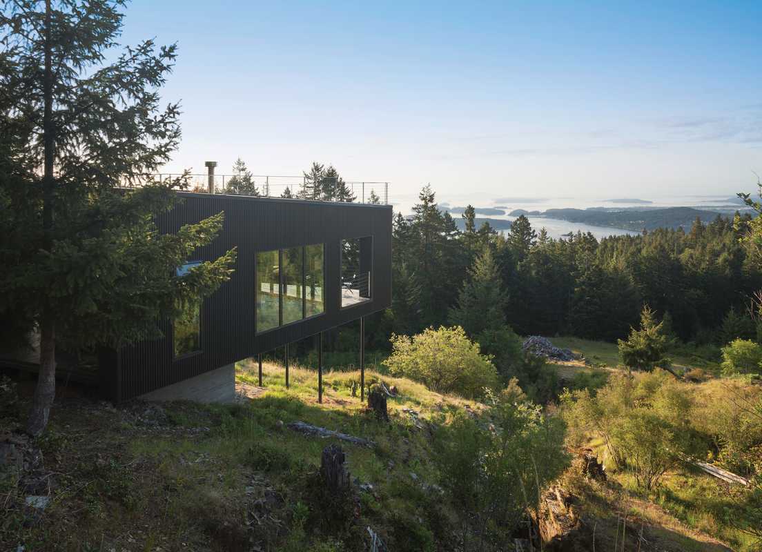 Landscape architect Nancy Krieg’s home was built with its surroundings in mind