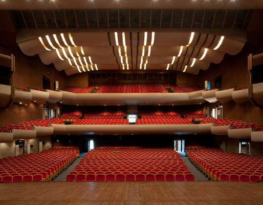 1,492-seater main hall at the National Theatre