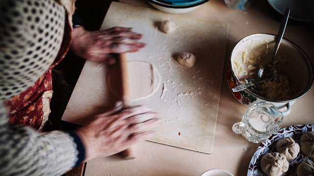 Cooking with Greek grandmothers