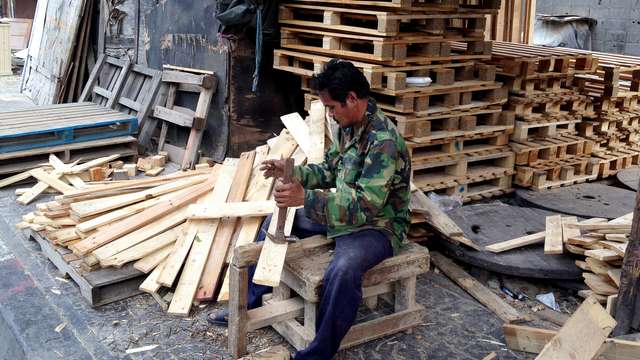 Pallet furniture in Bangkok