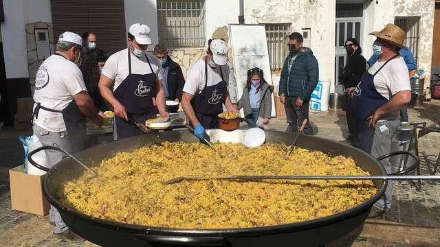 Spain’s giant paellas