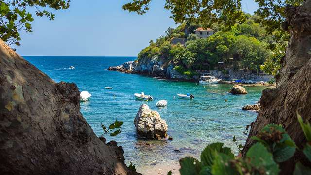 A journey to Pelion