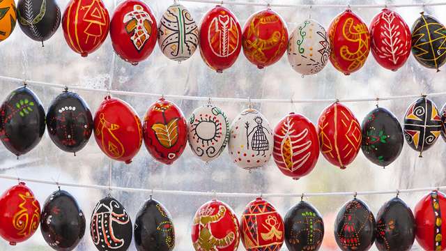‘Pysanky’ and egg decorating