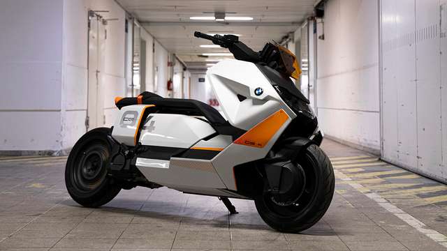 BMW Definition Motorrad CE 04