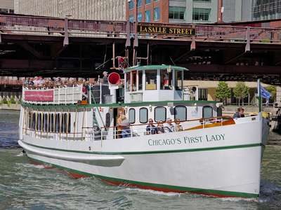 Extra: A Chicago river cruise