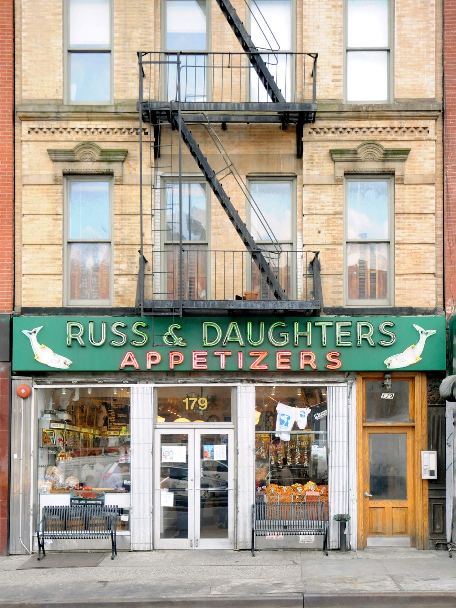 1_0russ-and-daughters_storefrontmhtcrp.jpg