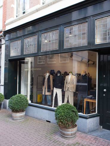 j_amsterdam_retail_mg_1860.jpg